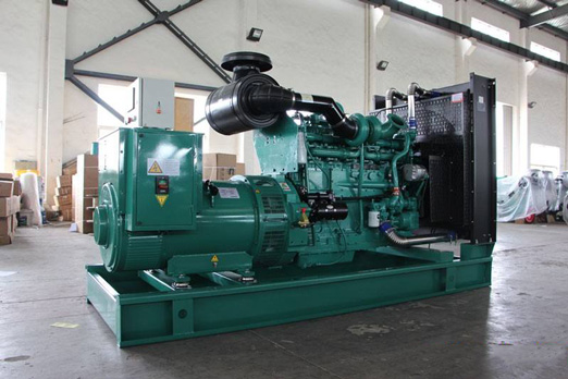 重庆320kw康明斯柴油发电车出租_COPY_COPY